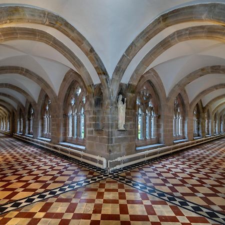 דירות פורט אוגוסטוס Cloister View מראה חיצוני תמונה